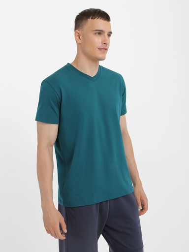 V-neck T-shirt